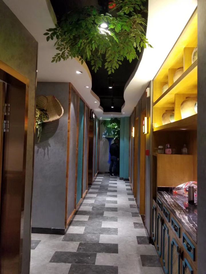 “我们能捞人”之金易贴金招兵买马